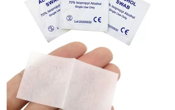 Alcohol Swab by rizochem pharmaceuticals